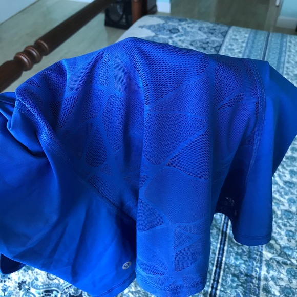 Lululemon top - Picture 8 of 9